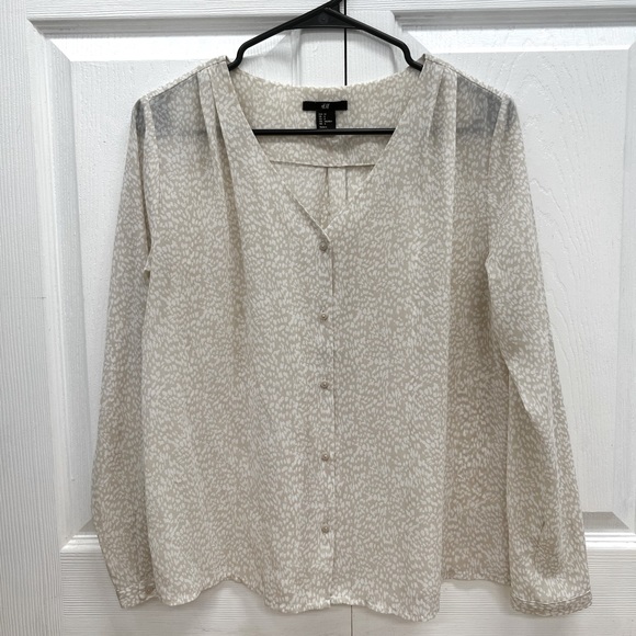 H&M Tops - H&M Sheer Cream/White Buttoned Long Sleeve Blouse
